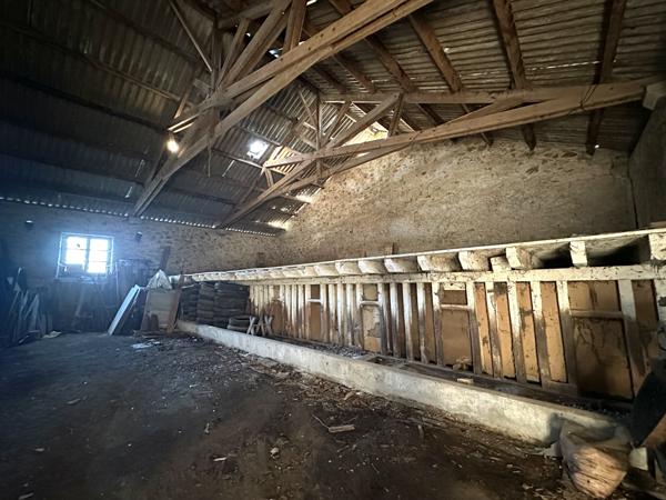 Maison 4 pièces - 370 m²