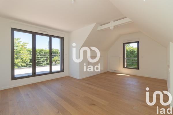 Maison 6 pièces de 209 m² à Saint-Cloud (92210)