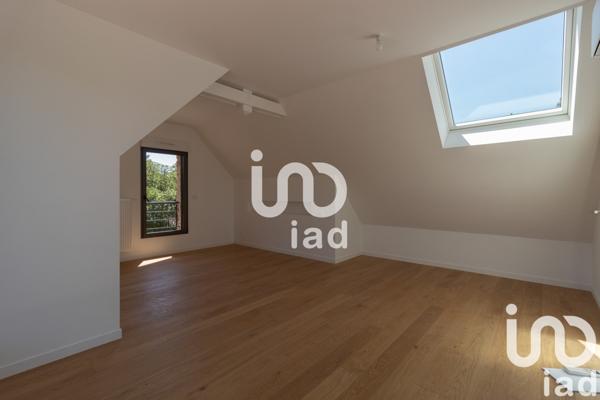 Maison 6 pièces de 209 m² à Saint-Cloud (92210)