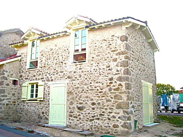 Petite maison à proximité de Carrefour Boisseuil et Feytiat -