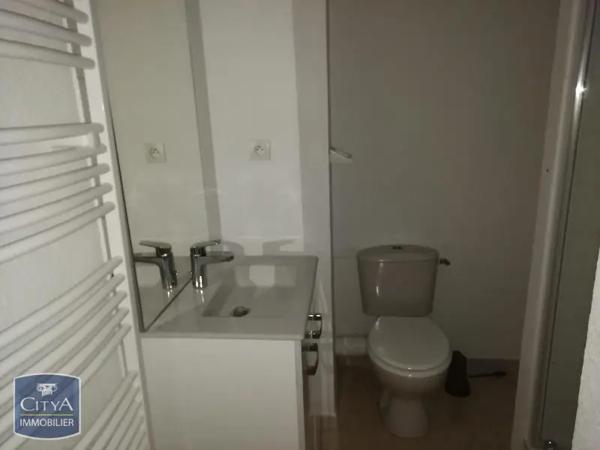 Appartement à louer 1 pièce 17.55m² Bourg-en-Bresse (01000)