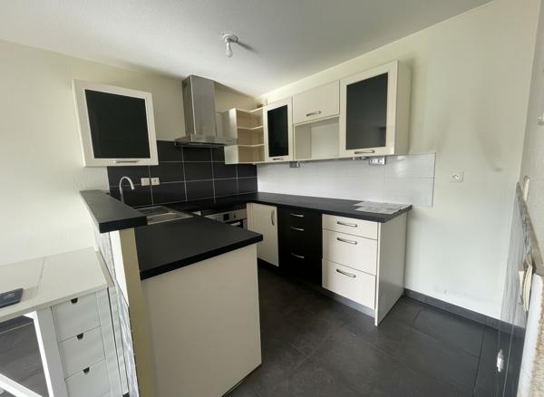 À vendre : appartement 2 pièces à Séné, secteur Poulfanc