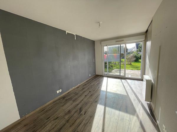À vendre : appartement 2 pièces à Séné, secteur Poulfanc