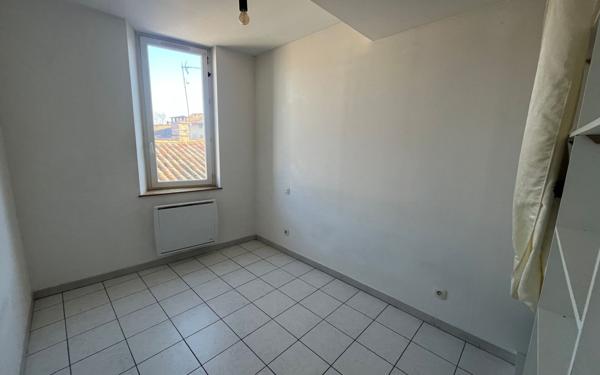 Appartement à louer    1 pièce •  Castres