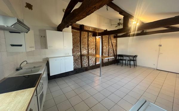 Appartement à louer    1 pièce •  Castres