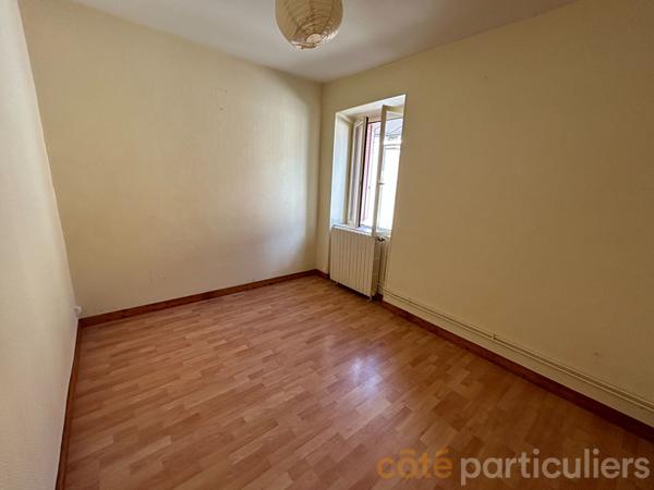 Vente
                Maison63 m² - 3 Pièces -
                    SAINT AMAND MONTROND (18200)