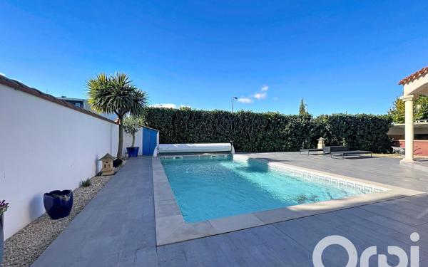 Maison à vendre    7 pièces •  Théza