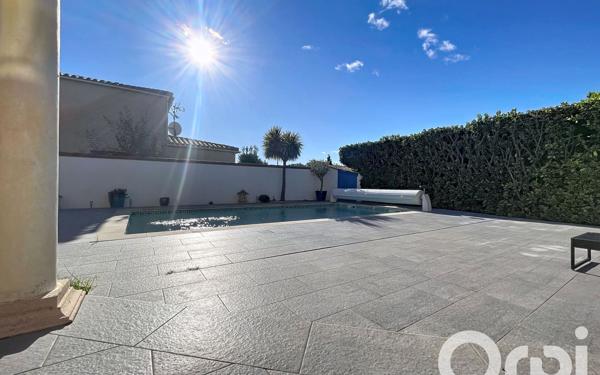 Maison à vendre    7 pièces •  Théza