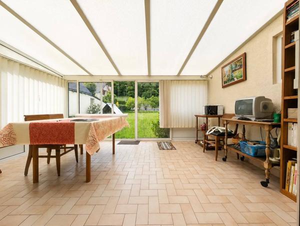 Maison de plain-pied avec jardin et espaces annexes – Cinq-Mars-la-Pile
