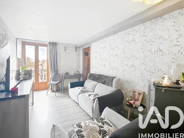 Immeuble à vendre 273 m² Crespières