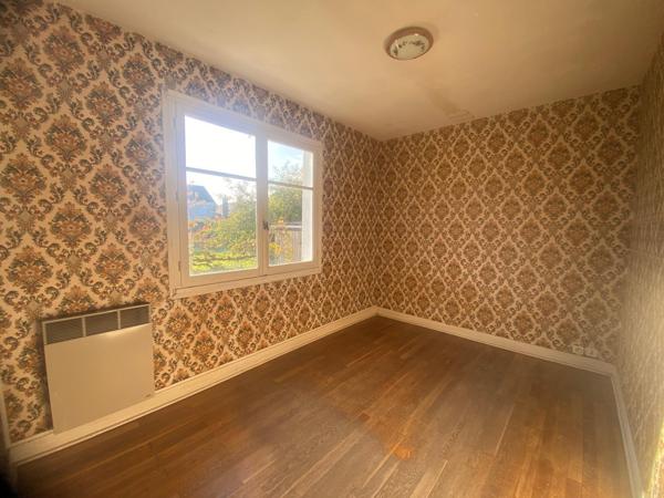 Maison plain pied - 2 chambres - garage