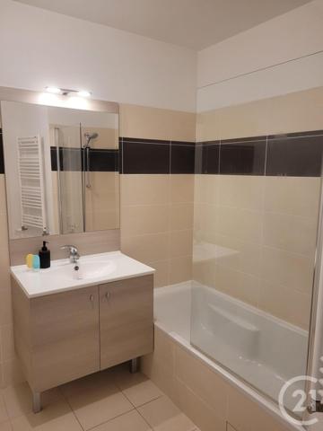 Appartement T3 à vendre  3 pièces - 63,41 m2 GRENOBLE - 38