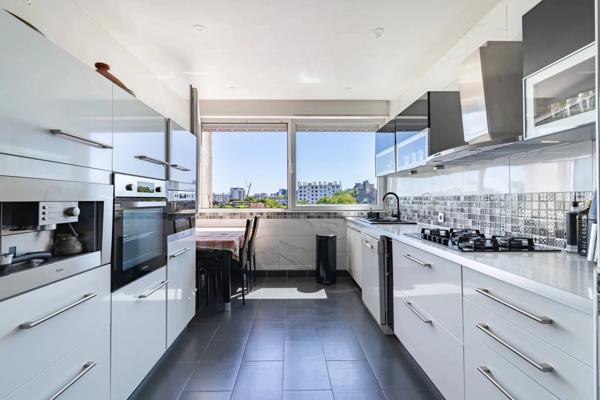 Appartement 6 pièces à vendre AUBERVILLIERS (93), commercialité possible