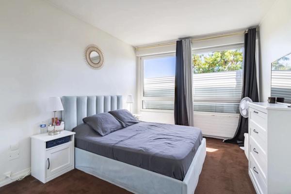 Appartement 6 pièces à vendre AUBERVILLIERS (93), commercialité possible