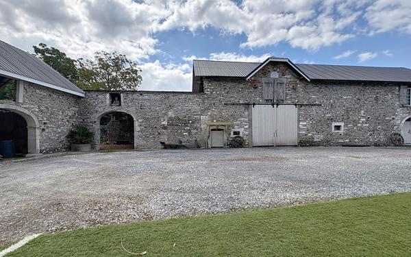 Maison à vendre    8 pièces •  Pardies-Piétat