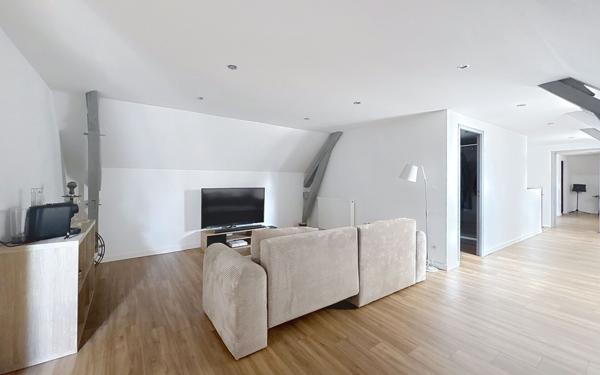 Maison à vendre    8 pièces •  Pardies-Piétat