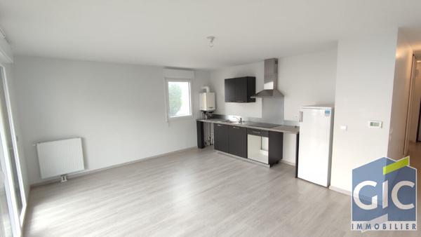 A LOUER F3 AVEC TERRASSE CARPIQUET RESIDENCE RECENTE, Carpiquet 14650