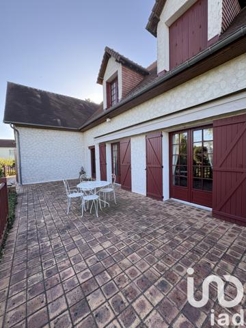 Maison à vendre 7 pièces 266 m² Bourges