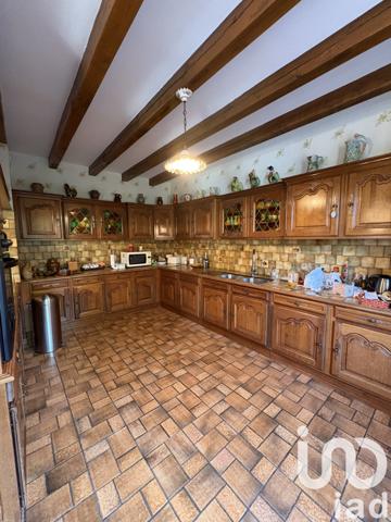 Maison à vendre 7 pièces 266 m² Bourges