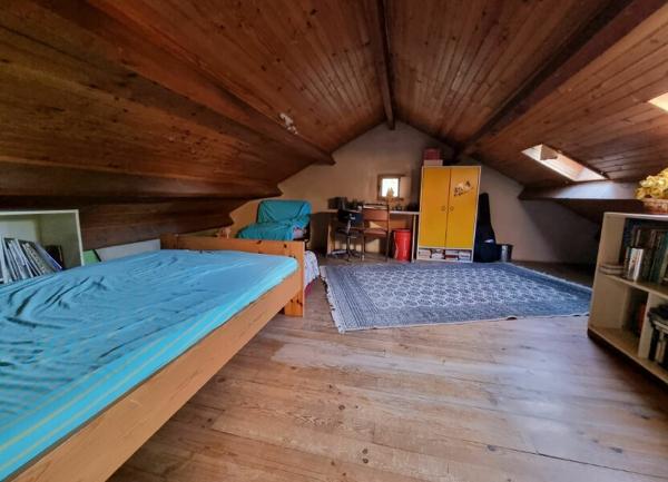 Maison à vendre    3 pièces • 121 m2 Marignane