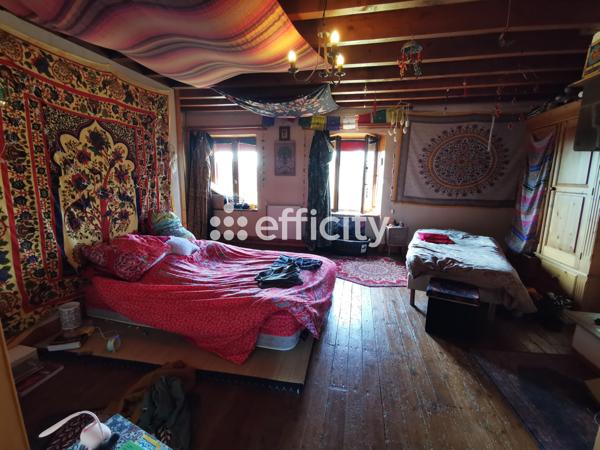 Maison 9 pièces - 243 m²