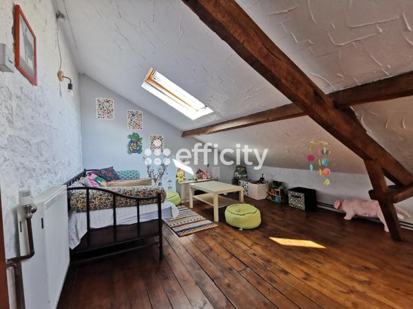 Maison 9 pièces - 243 m²