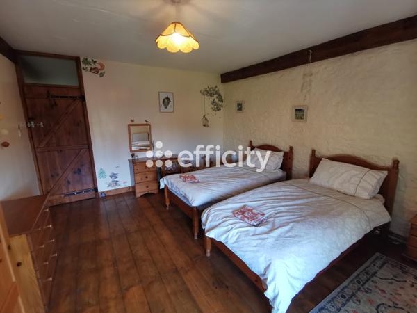 Maison 9 pièces - 243 m²