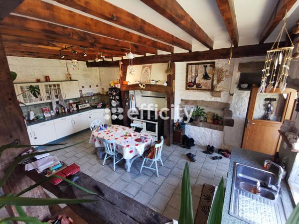 Maison 9 pièces - 243 m²