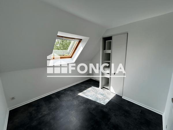 Location Maison 5 pièces 74.82 m² - 15 AVENUE PIERRE CHENAIS Mainvilliers 28300