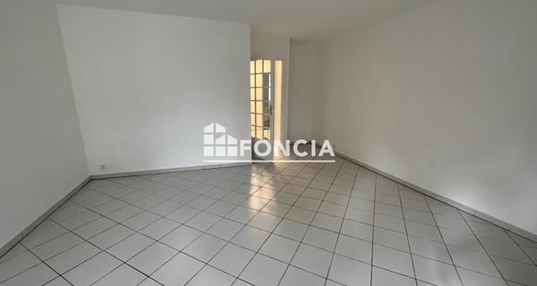 Location Appartement 2 pièces 43.27 m² - Saint-maur-des-fossés 94100