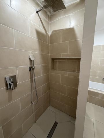 Rez-de-chaussée de villa 3 chambres avec jardin