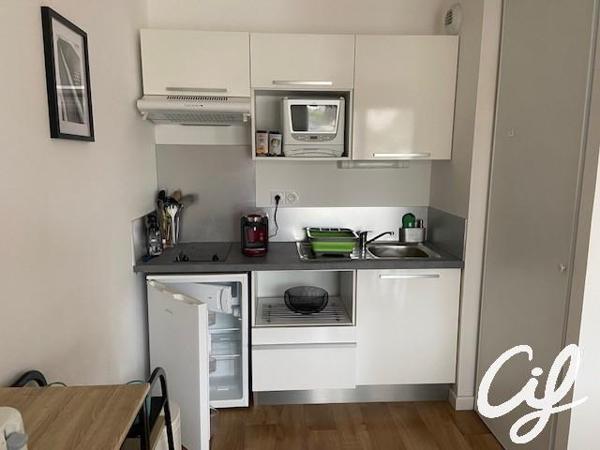 Appartement T2 CARQUEFOU - 45.31 m2  737 Euros