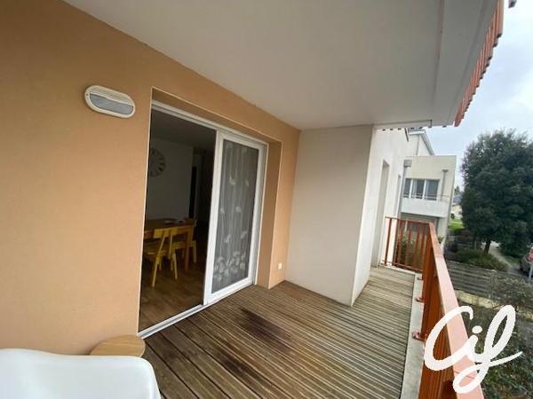 Appartement T2 CARQUEFOU - 45.31 m2  737 Euros
