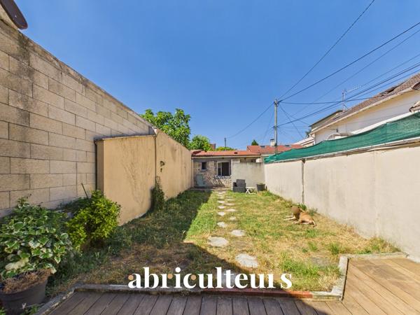 Maison de 6 pièces 140 m² en secteur résidentiel en vente à Argenteuil (95100)
