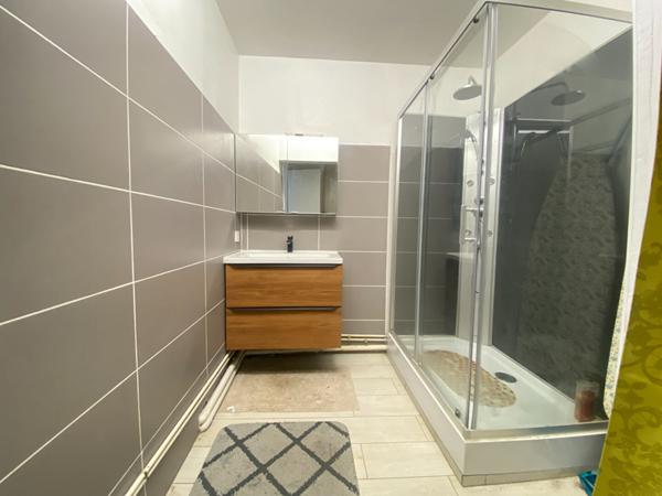 Lattes Appartement 3 pièces dernier étage