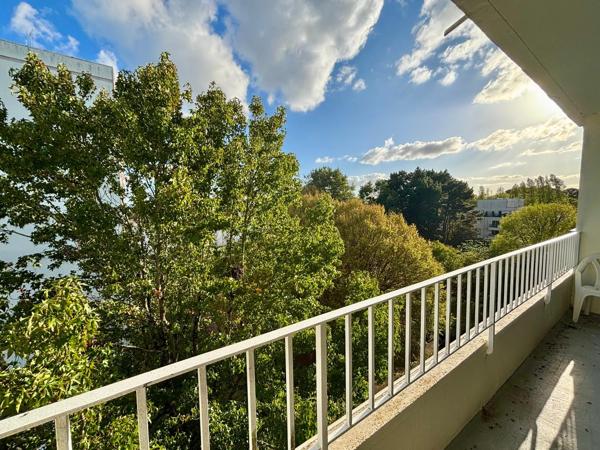 A VENDRE – Appartement T5 à rénover – VANNES