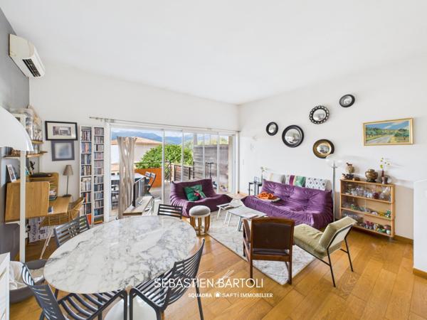 Appartement T5 92m2 avec piscine au coeur de Porto-Vecchio