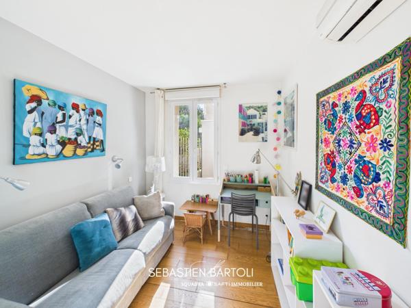 Appartement T5 92m2 avec piscine au coeur de Porto-Vecchio