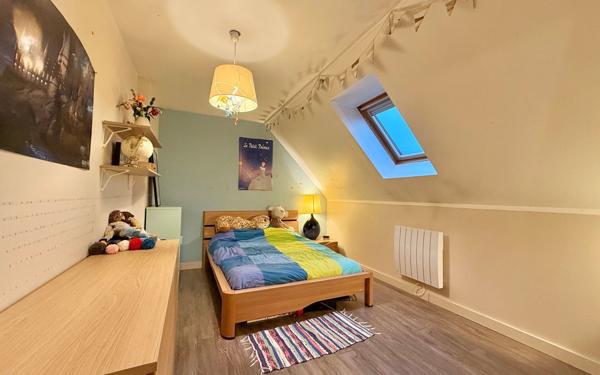 Maison à vendre    6 pièces •  Izier