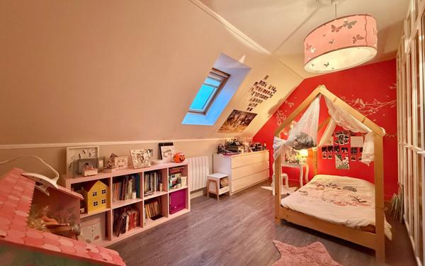 Maison à vendre    6 pièces •  Izier