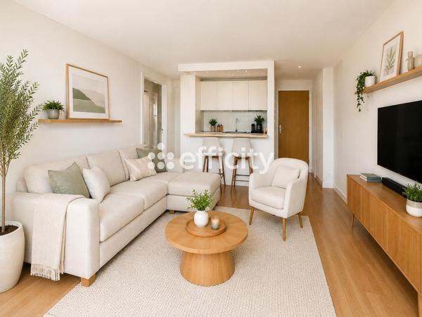 Appartement
         2 pièces
        - 33 m² 300 000 € *