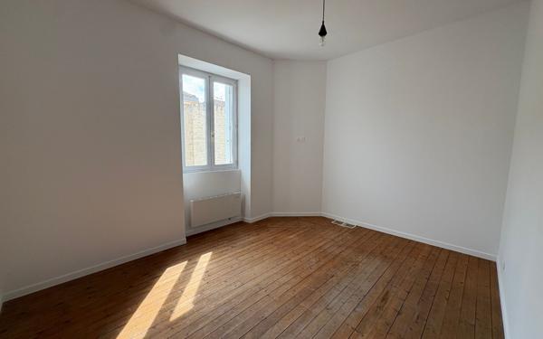 Maison à vendre    5 pièces • 145 m2 Niort