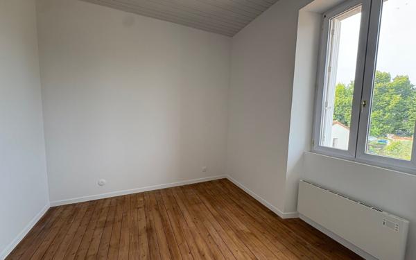 Maison à vendre    5 pièces • 145 m2 Niort