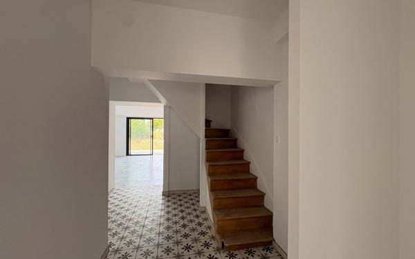 Maison à vendre    5 pièces • 145 m2 Niort