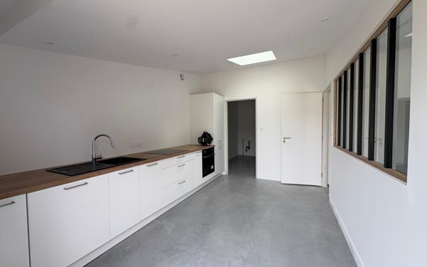 Maison à vendre    5 pièces • 145 m2 Niort