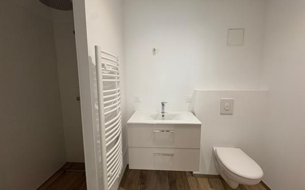 Maison à vendre    5 pièces • 145 m2 Niort