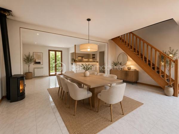 À Cesson bourg , dans un environnement calme et en bout d’impasse, cette maison familiale d’environ 90m² saura vous séduire par sa fonctionnalité. Elle bénéficie d’un emplacement privilégié, proche de toutes les commodités : écoles, commerces, transports.

Elle dispose d’une entrée, d’un WC, d’une salle de bain ainsi que d’un  vaste séjour avec poêle à bois  et sa cuisine ouverte de 45m2  donnant accès à la terrasse et au jardin bien exposé sans vis à vis .

À l’étage, la partie nuit se compose de trois chambres confortables , pensées pour accueillir une famille. 


Un garage attenant et possibilité de garer son véhicule au sein de propriété, apportant praticité  et espace de rangement supplémentaire.

Pour votre confort, cette maison dispose d’un ballon alimenter par des panneaux solaire.Très bonne isolation, DPE C, double vitrage et la possibilité de faire le tour de la maison sur un côté .  

Une visite s’impose !!! Produit rare sur ce secteur !!
