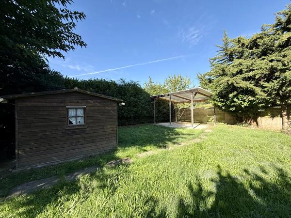 Maison en pierre à réinventer à Port-Sainte-Foy