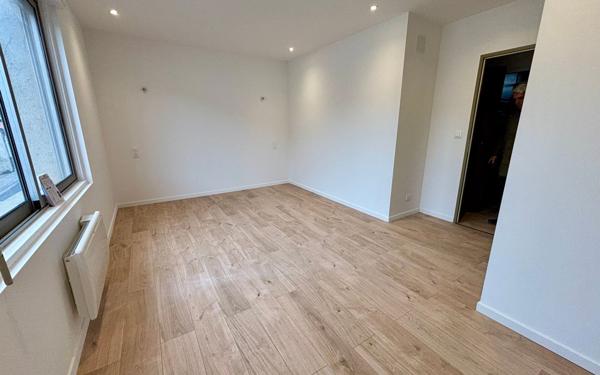 Maison à vendre    3 pièces •  Castres