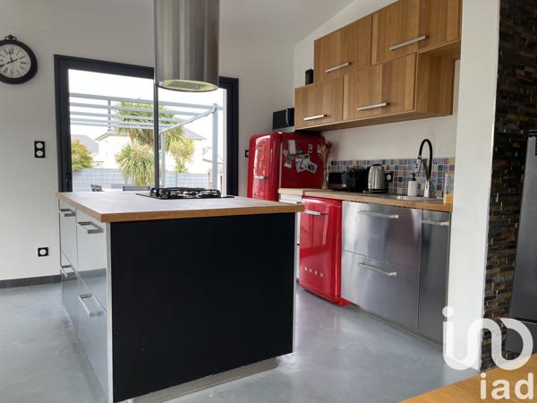 House for sale 4 rooms 105 m² Javené